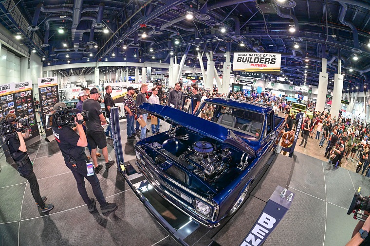SEMA Battle of the Builders will feature an expanded Young Guns program this year that will provide the Top 10 finalists in the class the opportunity to experience showcasing their builds on-stage.